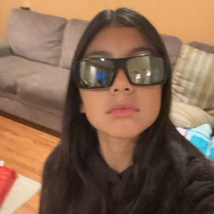 Meet your Posher, Isabel